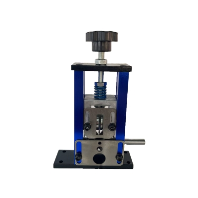 Инструмент для зачистки проводов WirePro-1